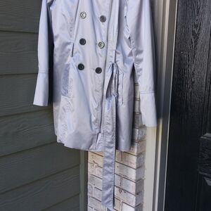 GUESS METALLIC SILVER GRAY ZIP UP CLASSIC TRENCH COAT (NEW WITHOUT TAG)